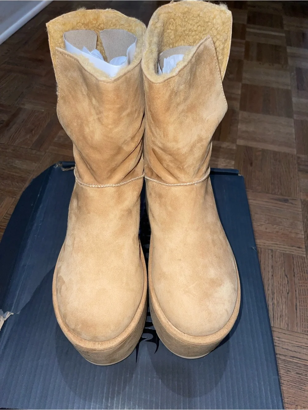 DOLLS KILL ATMOSPHERE FLEECE LINED SUEDE PLATFORM BOOTS DW21-416 US 8 BROWN NWT - Picture 2 of 10
